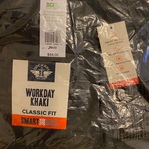 Dockers 38x32 Classic Fit